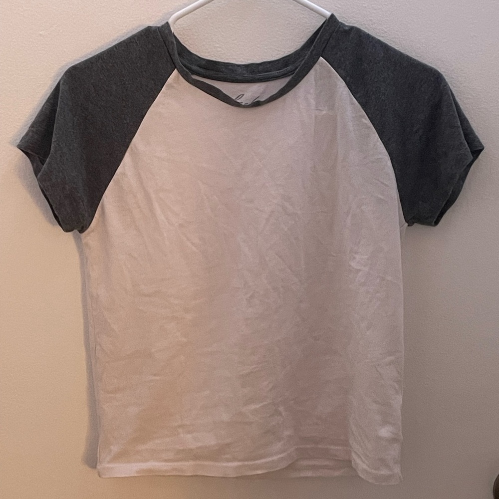 Short sleeve shirt